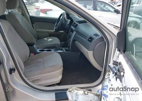 2010 Mercury Milan from USA, damaged, VIN 3MEHM0HA5AR644470